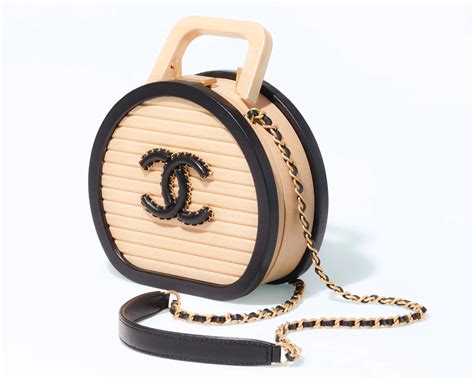 chanel cruise collection 2022 bags|Chanel’s Cruise 2022 Bags Are Here and We’ve Got The Scoop.